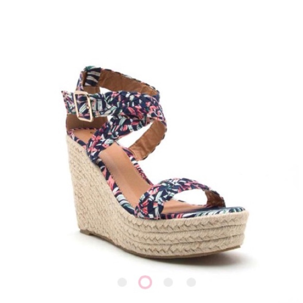 Braided wedges size 6.5